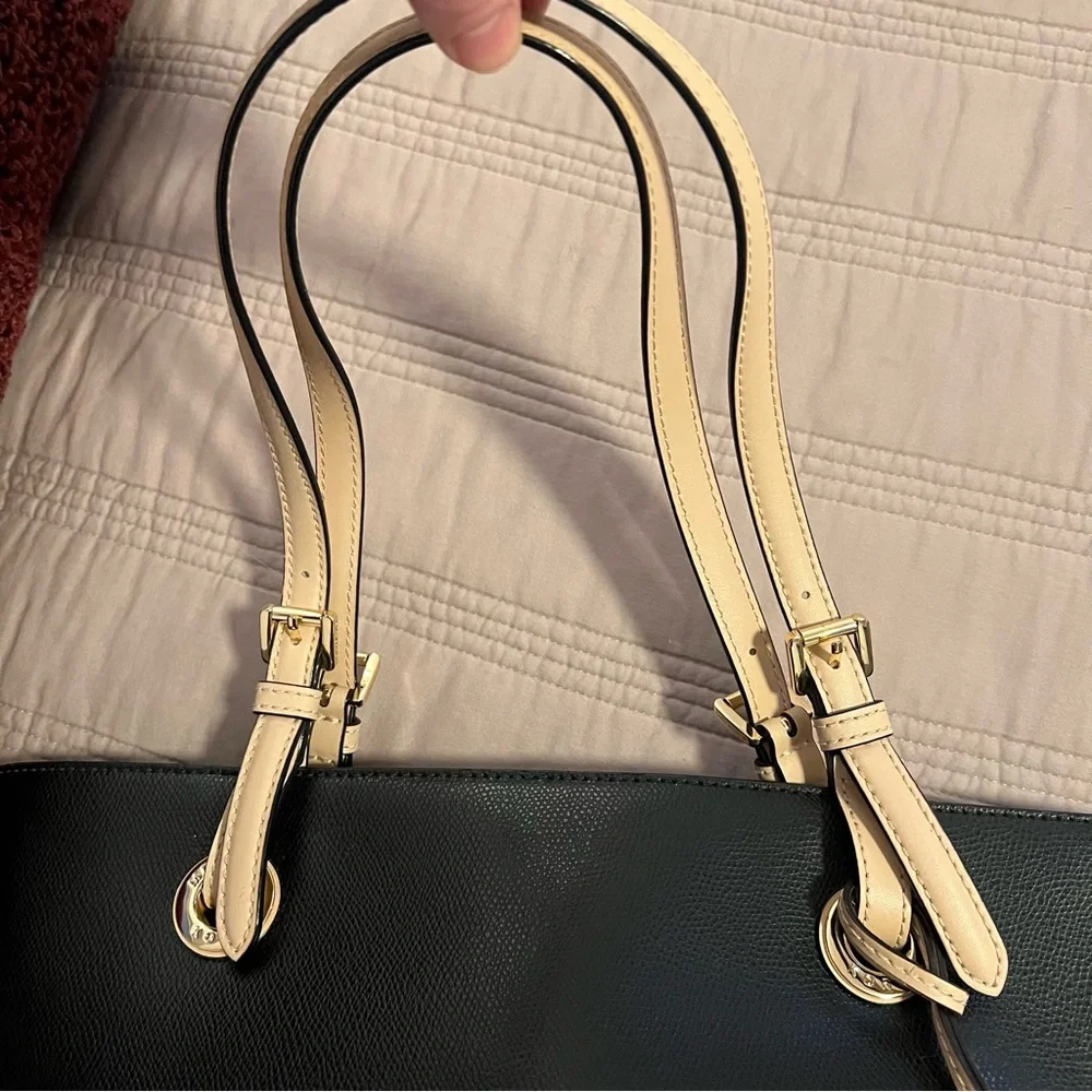 Michael Kors Black and Tan Tote Bag - Picture 8 of 10